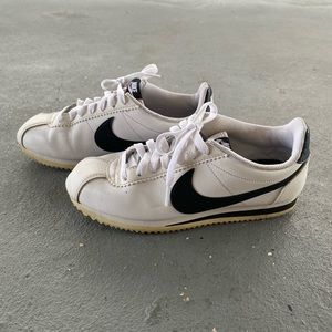 Nike Cortez Size US 7 Black and White